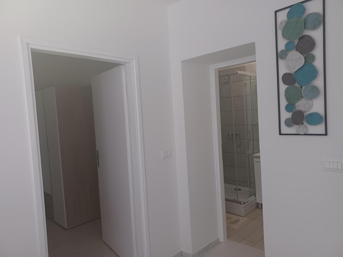 Apartman Val 1 Novigrad Istria Exterior foto