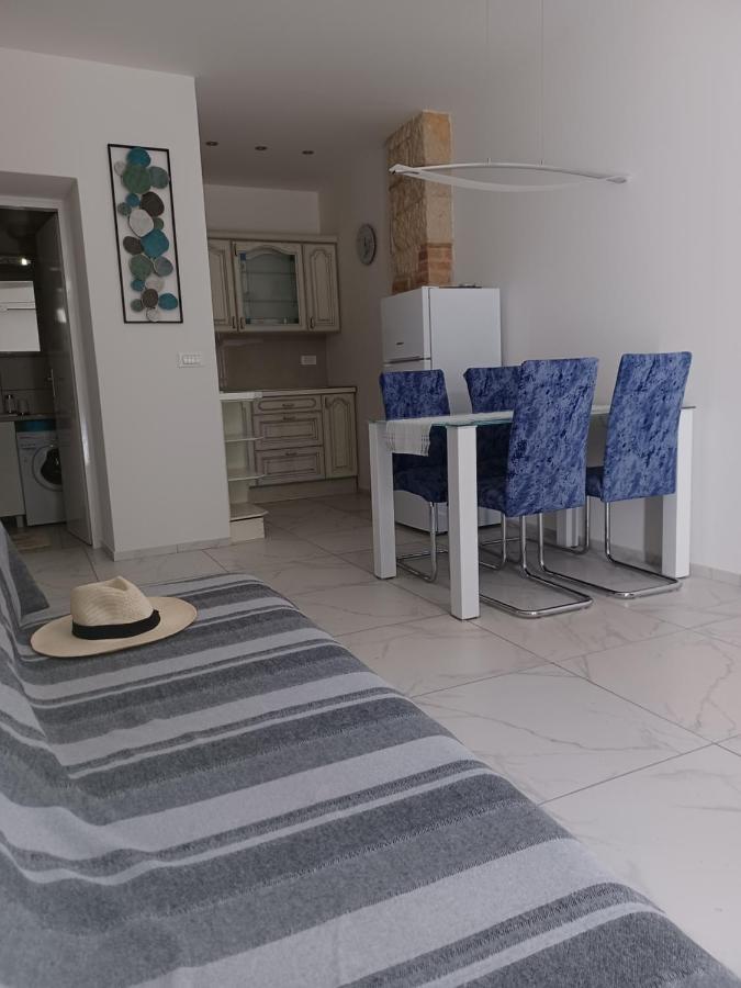 Apartman Val 1 Novigrad Istria Exterior foto